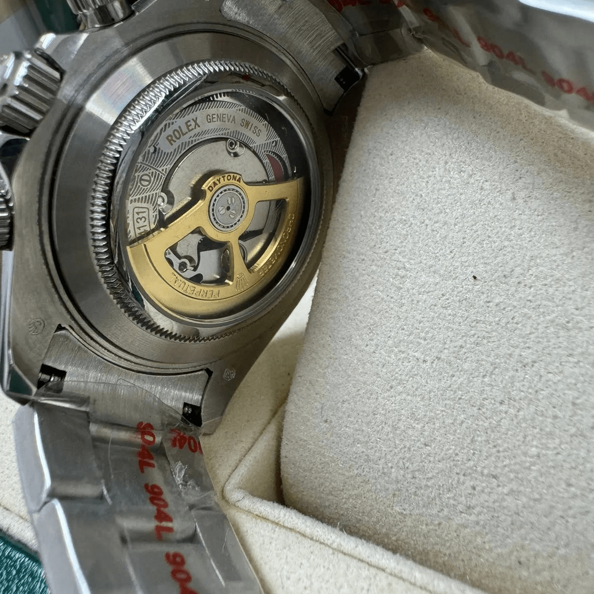 Rolex Daytona 126500 – White Dial