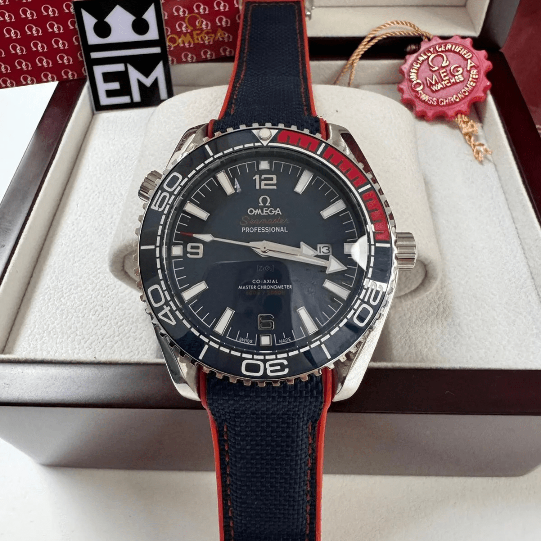 Omega Seamaster Planet Ocean “Co-Axial Master Chronometer” – Blue/Red | Textile Strap