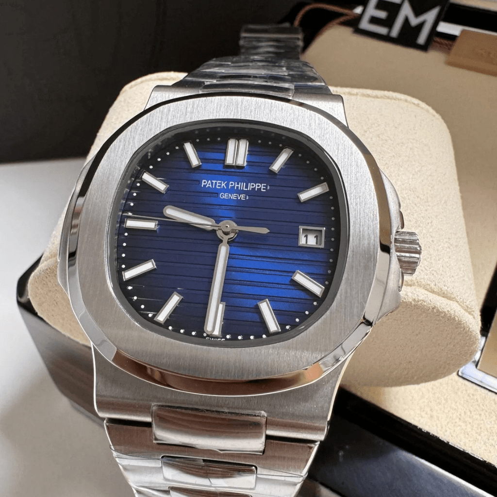 Patek Philippe Nautilus Blue Automatic 40 mm
