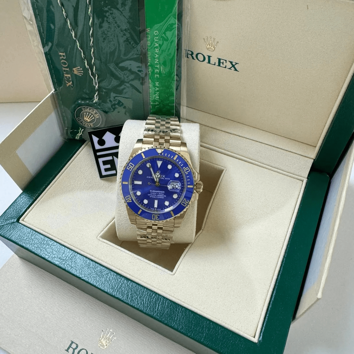 Rolex Submariner 40 – Blue Dial – Yellow Gold