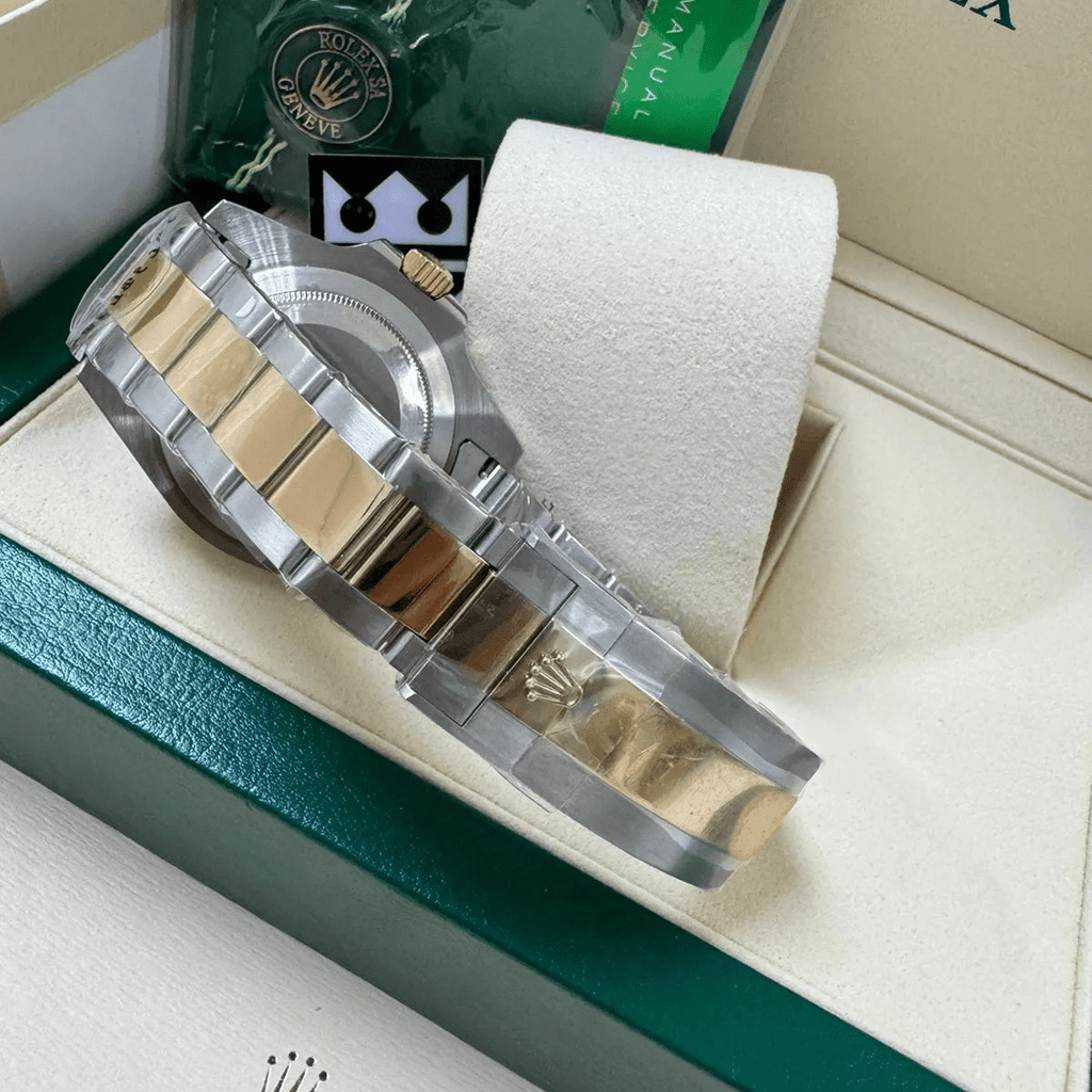 Rolex Submariner 40 – Gray Dial – Rolesor