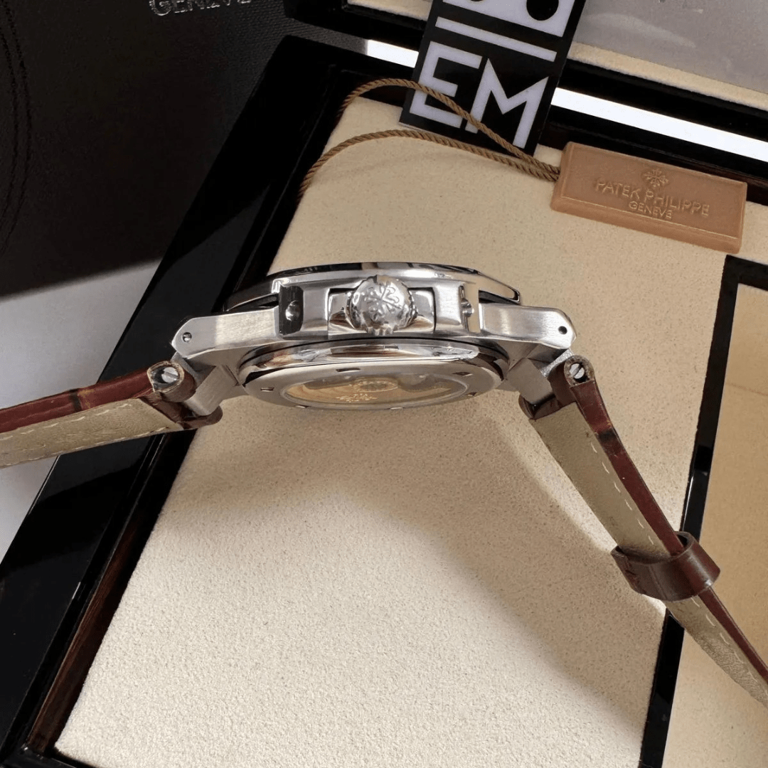 Patek Philippe Nautilus White Automatic 40mm